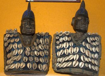 African twin dolls