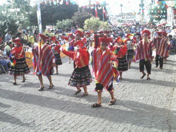 Huayno (photo by Zorka Ostojic Espinoza)