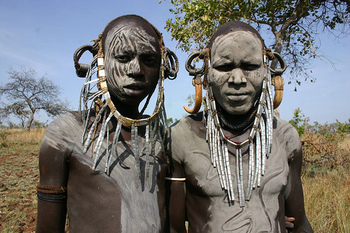 Mursi men