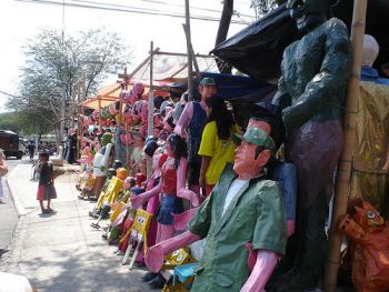 Dolls called Old Years (Años Viejos) in Ecuador