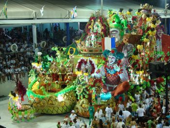 Parade of samba schools down the Sambadrome