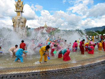 Water splashing festival